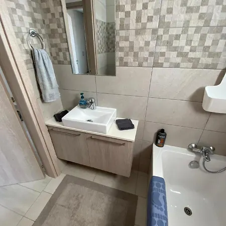Dolce Vita Pool Villa Livadhia